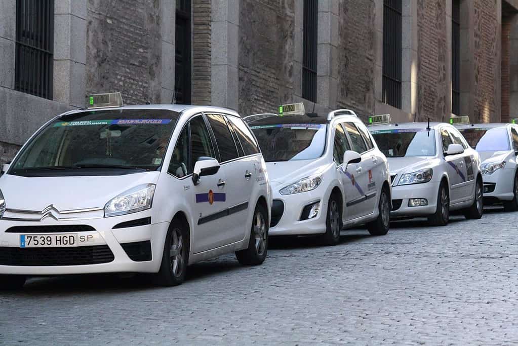 El Ayuntamiento de Toledo aprueba una revisión del 4,59% en el precio de los taxis