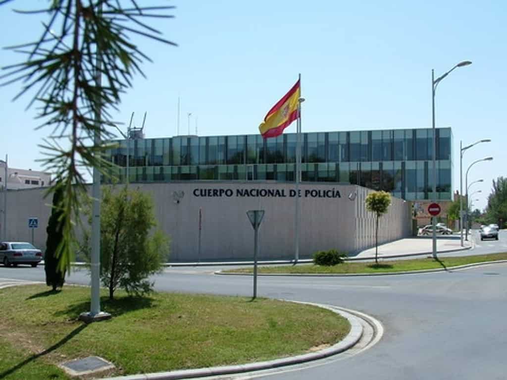 Detenido en Albacete por contratar servicios audiovisuales y de Internet con la identidad de otra persona