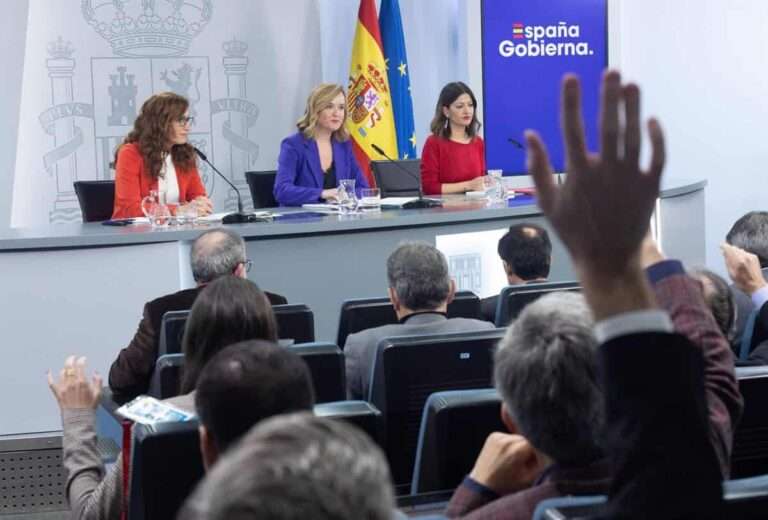 El Gobierno autoriza a C-LM a formalizar operaciones de deuda a corto plazo por un importe máximo de 765 millones