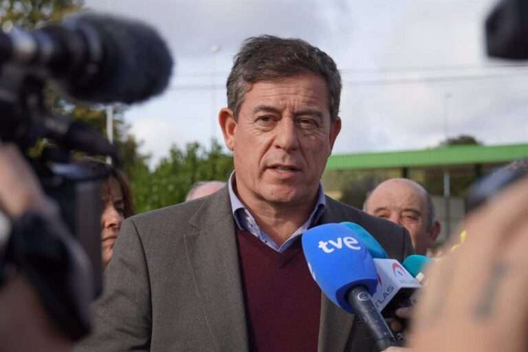 Besteiro (PSdeG) dice que "la inmensa mayoría del partido" no comparte las palabras de Page