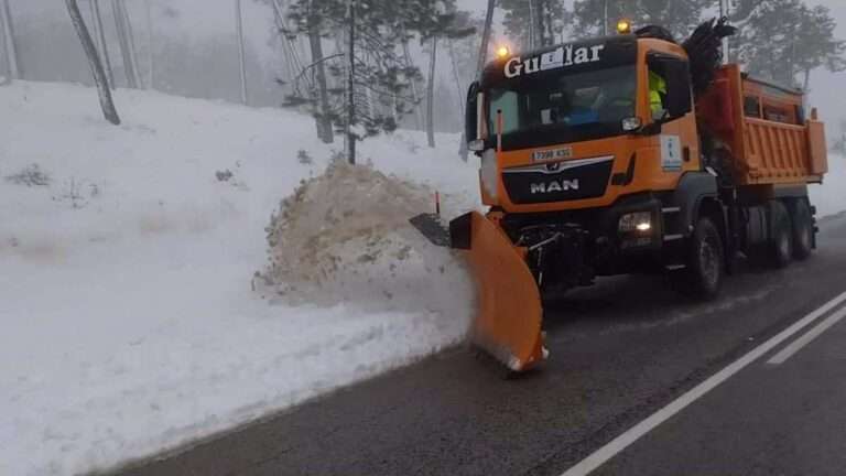 C-LM ya tiene listo su Plan de Vialidad Invernal de cara a las posibles nevadas con 548 trabajadores y 78 quitanieves