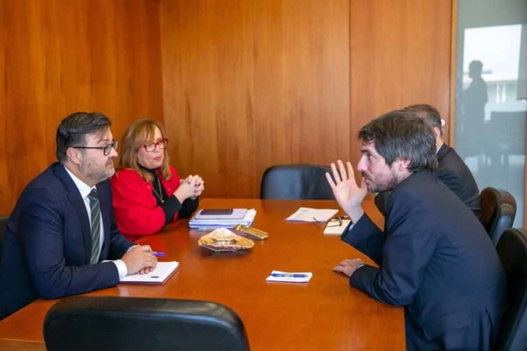 Cultura respalda a C-LM en las obras del Palacio del Infantado y la candidatura patrimonial del 'Paisaje Dulce y Salado'