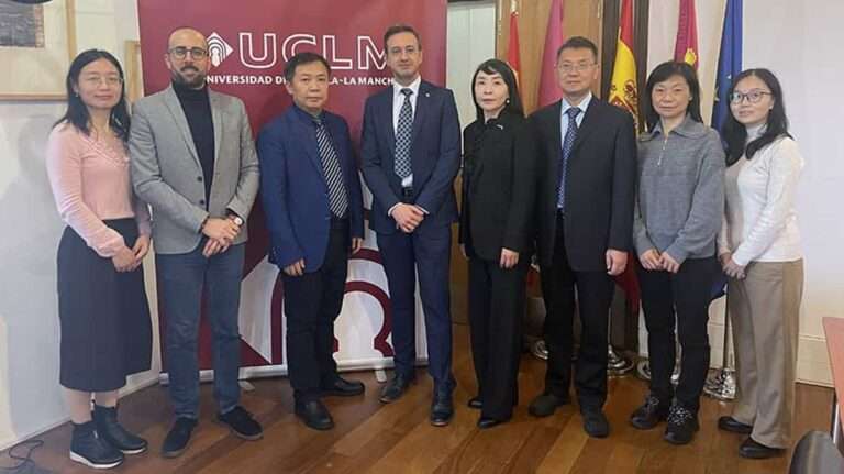 Representantes institucionales chinos visitan el Campus de Toledo de la UCLM para fortalecer relaciones en investigación