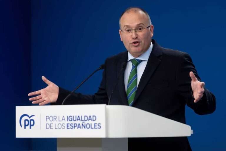 Tellado: "En España hay una Operación Cataluña, y el principal protagonista se llama Pedro Sánchez"
