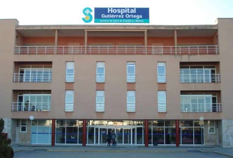 Trasladan al hospital de Valdepeñas a 12 de los heridos en los accidentes de la A-4 en Santa Cruz de Mudela