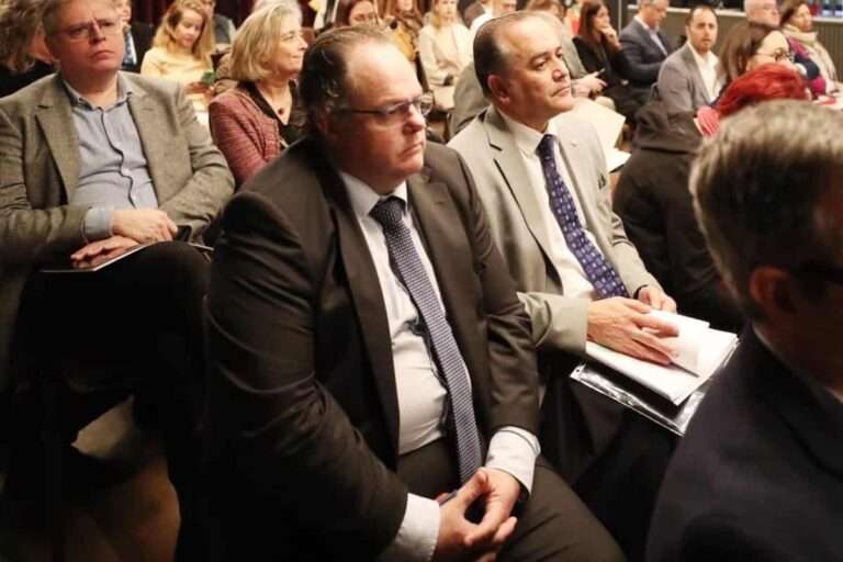 El alcalde de Talavera exige al Gobierno de Sánchez presupuesto y un compromiso "real" para el AVE