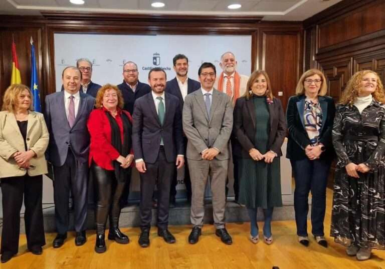 Junta confirma el inicio de obras del complejo del campus universitario de Guadalajara en el colegio de las Cristinas