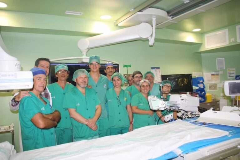 El hospital de Cuenca incorpora una nueva técnica intervencionista para la ablación de nódulos tiroideos benignos