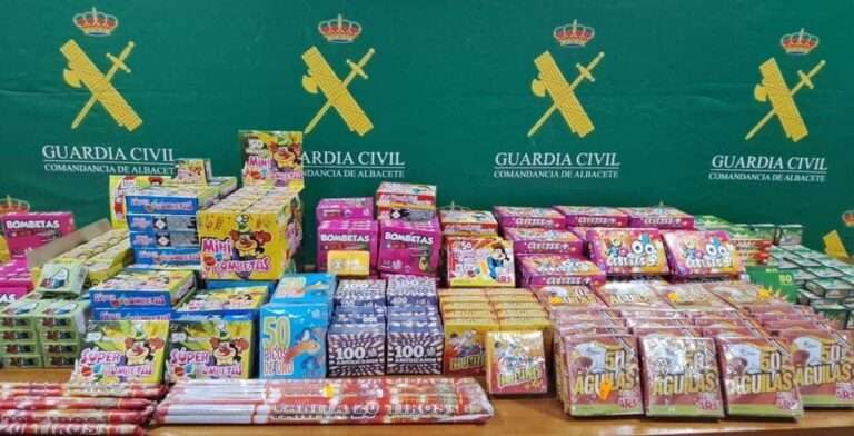 Guardia Civil interpone 15 denuncias e interviene 23.000 artículos pirotécnicos durante la campaña navideña en Albacete