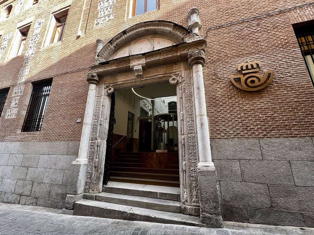 Reabre la oficina de Correos del Casco Histórico de Toledo, cerrada durante 18 meses por obras
