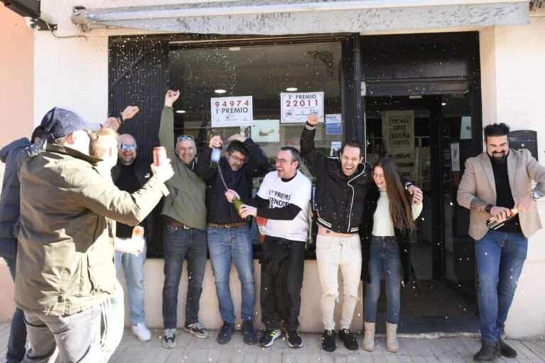 El primer premio de 'El Niño' alegra a castellanomanchegos de siete localidades: "Puede invitarnos a un par de sidras"
