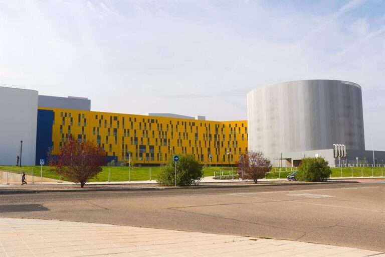 Reestructurar espacios y unidades de preingreso y prealta, peticiones de médicos de Toledo por saturación de Urgencias