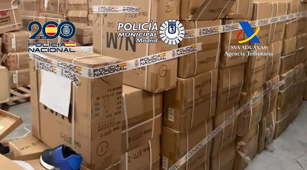 Desmantelados nueve establecimientos dedicados a distribuir zapatillas falsificadas en Madrid, Toledo y Elche