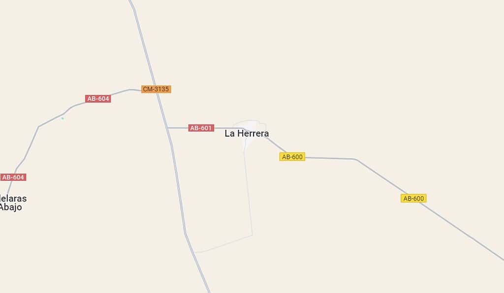 Muere un hombre y otro resulta herido tras una salida de vía de un turismo en un camino en La Herrera