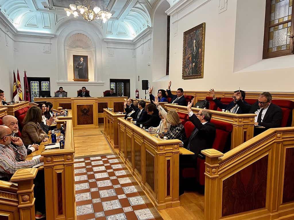El pleno del Ayuntamiento aprueba por unanimidad adecuar un nuevo horario de las bibliotecas municipales