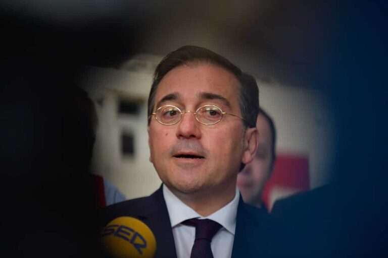 VÍDEO: Albares aclara que aceptar pasaporte de Kosovo se debe a una decisión de UE