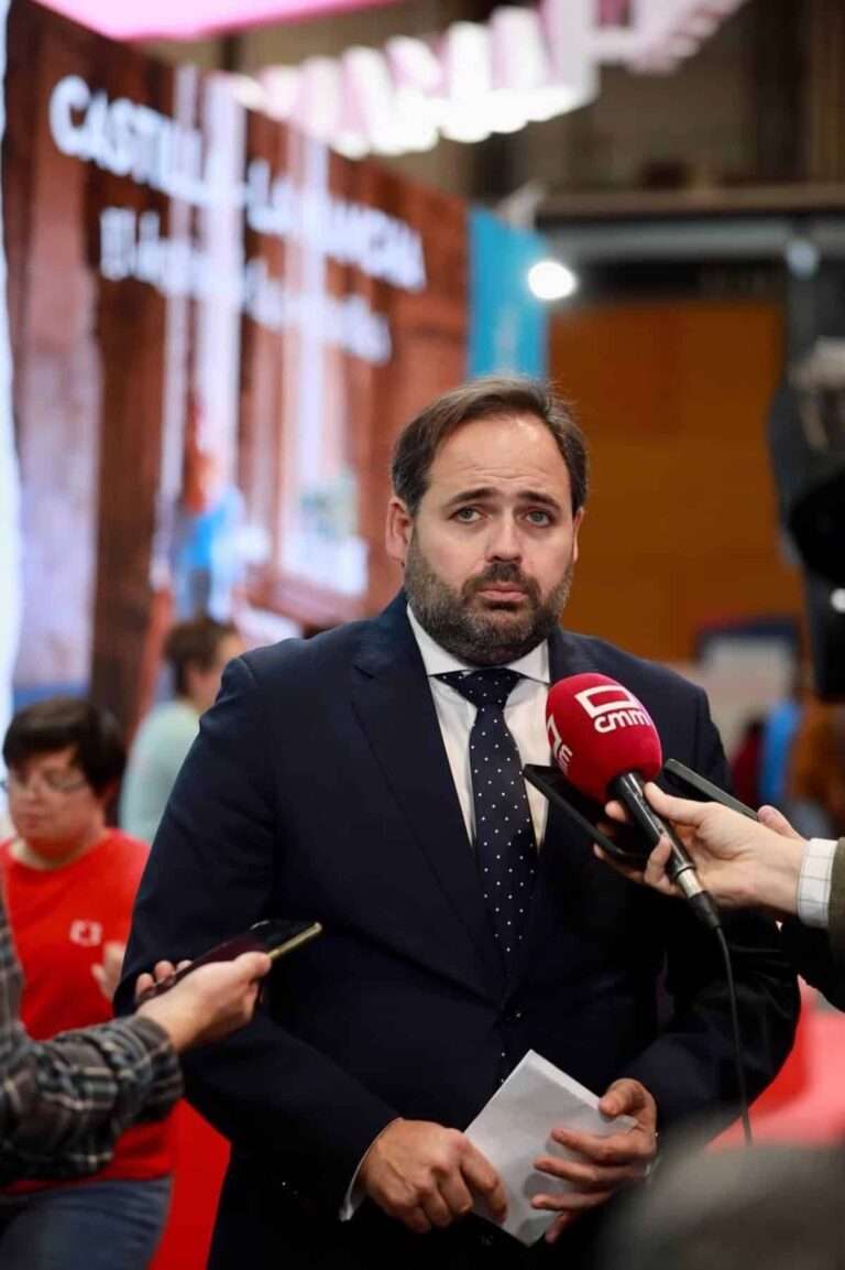 VÍDEO: Núñez da a Page la "bienvenida al diálogo" tras "rectificar" sobre financiación y abordarlo con presidentes de PP