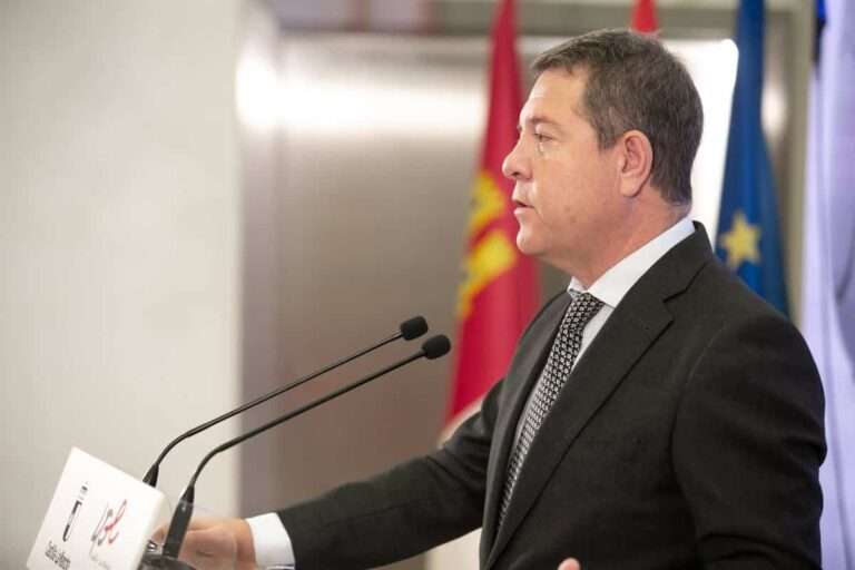 García-Page saca pecho de la Atención Primaria de C-LM, que registra "el mayor número de profesionales de la historia"