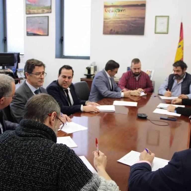 CCOO anuncia un conflicto colectivo en los tribunales contra Geacam por recortes unilaterales a los salarios