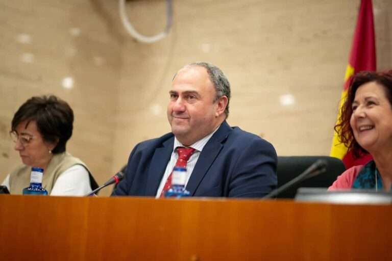 C-LM firmará un convenio con las entidades financieras para facilitar préstamos con tipos preferentes para agricultores