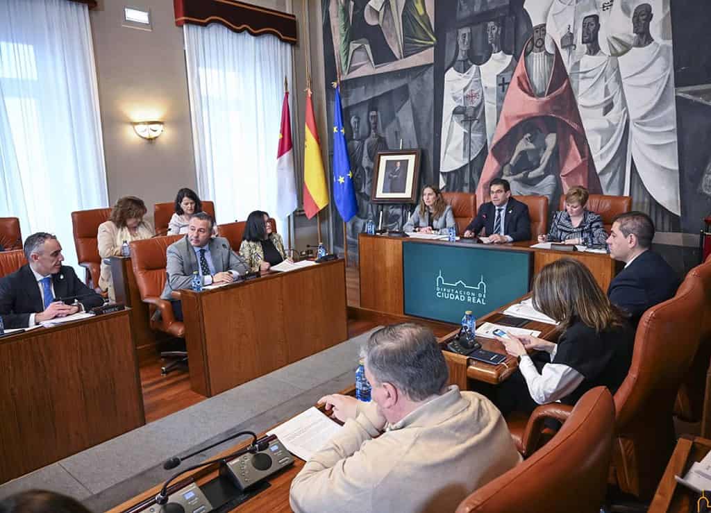 Gobierno provincial de Ciudad Real y PSOE chocan en el pleno de la Diputación por mociones sobre las protestas agrarias