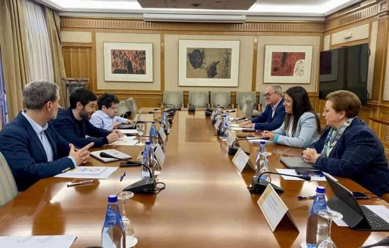 C-LM trabaja con el Gobierno central en la corresponsabilidad en la financiación del sistema de la dependencia