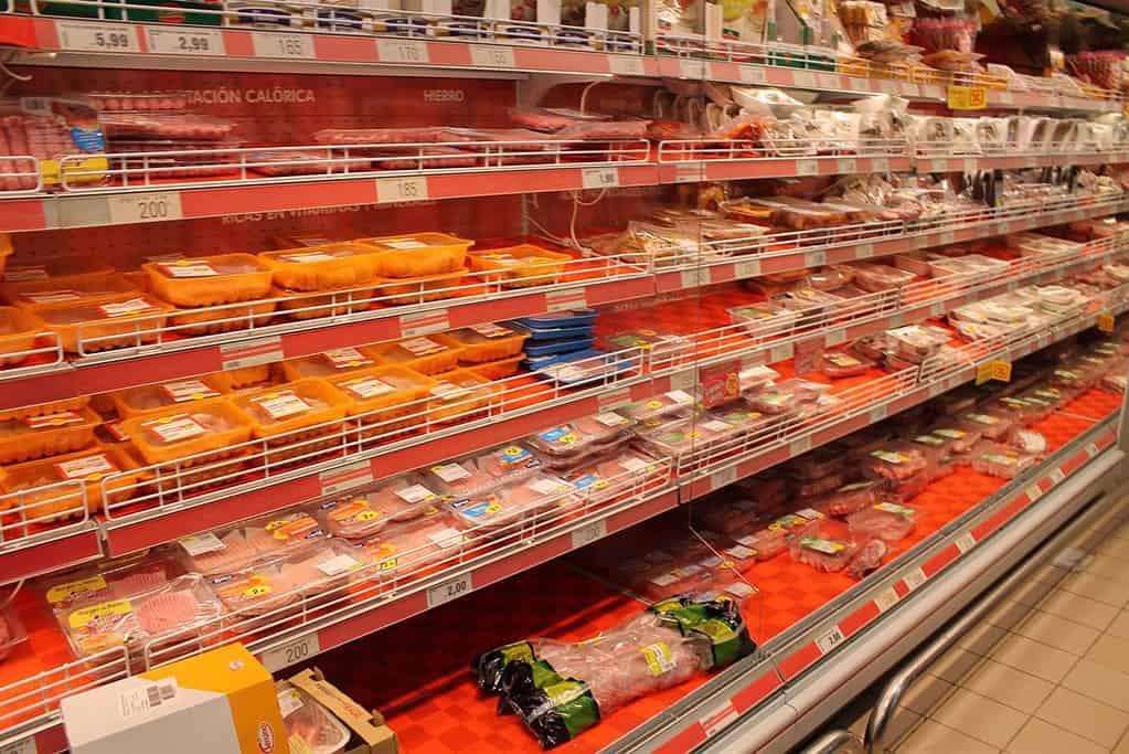 Las asociaciones de supermercados reclaman que las protestas de agricultores no paralicen la circulación de mercancías