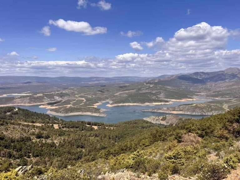 Las reservas de Entrepeñas y Buendía ganan 16,69 hectómetros y acumulan 810,28, el 32,17% de su capacidad