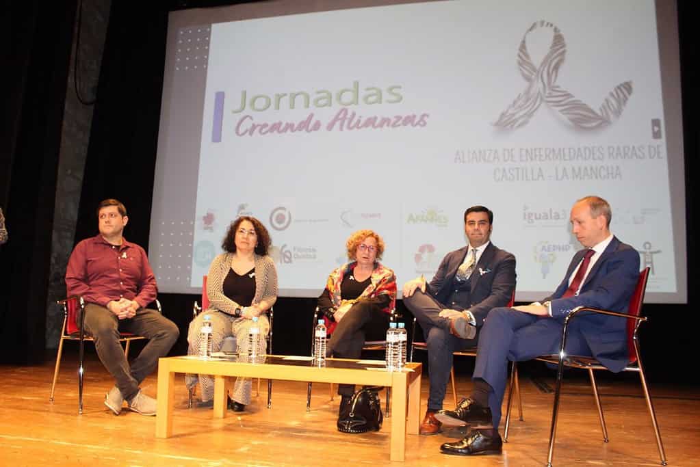 Más de una veintena de asociaciones de enfermedades raras se dan cita en la Jornada 'Creando Alianzas' en Torrijos
