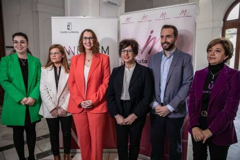 C-LM aboga por combatir la brecha de género del ámbito científico para romper el techo de cristal que aún existe