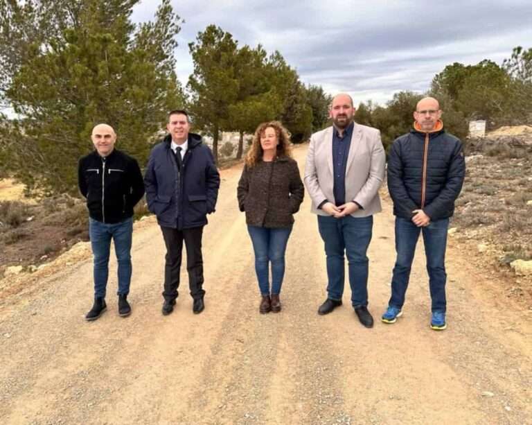 El martes se abre el plazo para que ayuntamientos de la provincia de Albacete soliciten ayudas al arreglo de caminos
