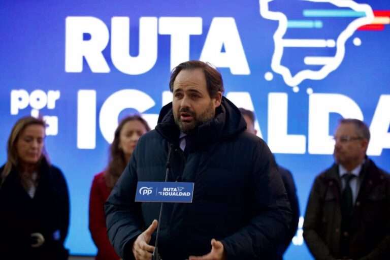 Núñez cuestiona el silencio de Page en torno al 'caso Koldo' y plantea si trabajó con la Junta