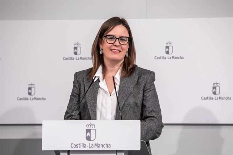 Padilla dice que la Junta ya ha tomado medidas para proteger a los guías aunque seguirá escuchando y ayudando al sector