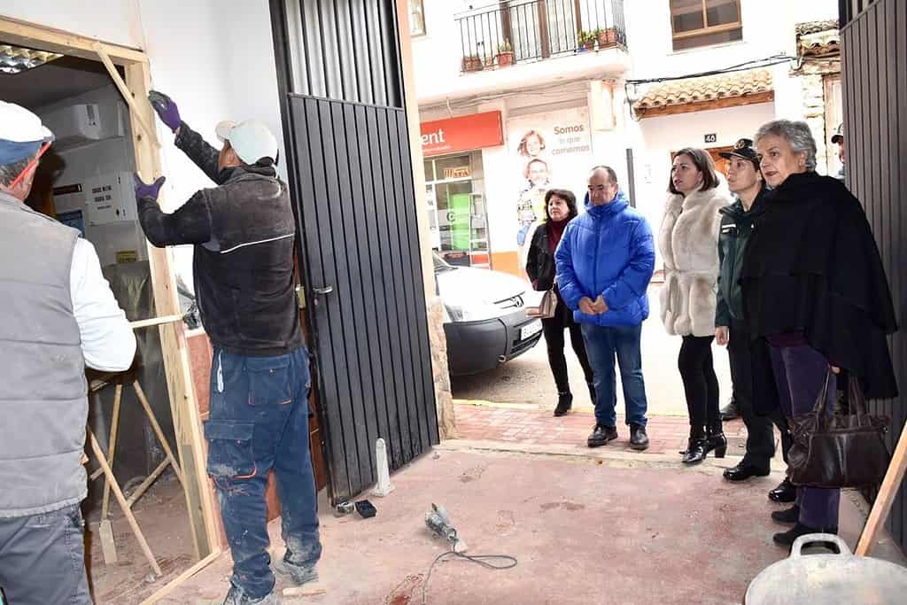 El cuartel de la Guardia Civil de Carboneras de Guadazaón mejorará en accesibilidad y en pintura en los próximos meses