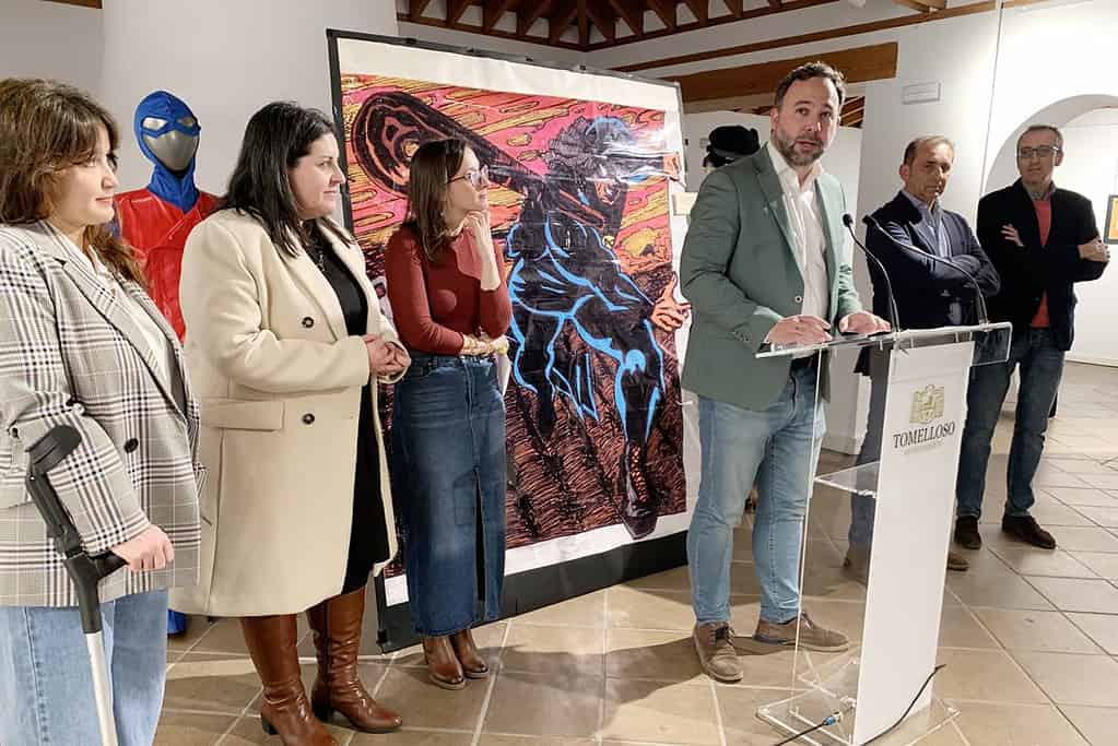 Tomelloso acoge una exposición del artista Pedro Salinas, autor de 'El Gañan Enmascarado', hasta el 25 de marzo