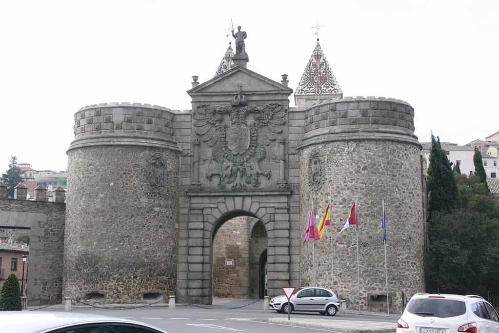 VÍDEO: Toledo tendrá un "acceso triunfal" a Puerta de Bisagra suprimiendo aparcamiento para dar más espacio al peatón