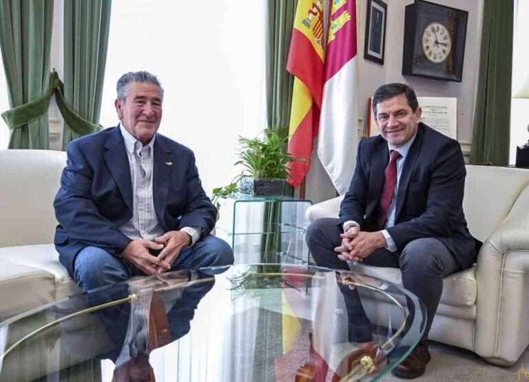 Villanueva de la Fuente solicita la ayuda de la Diputación de Ciudad Real para ampliar su cementerio