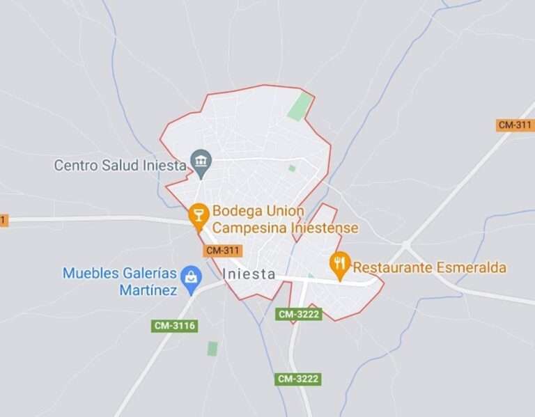 Herido un trabajador tras caer desde cinco metros de altura en una empresa de suministros agrícolas en Iniesta