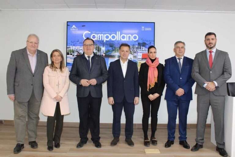Albacete invita a la Casa Real a celebrar el 50 aniversario de Campollano, la Puerta de Hierros y el Ala 14