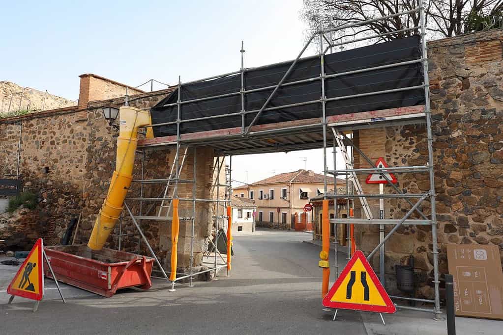 El Ministerio de Cultura autoriza al Ayuntamiento de Toledo a intervenir en la Puerta del Vado para mejorar su seguridad