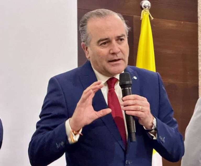 El alcalde de Talavera reclama al Gobierno unas comunicaciones "dignas" con Plasencia a través del AVE