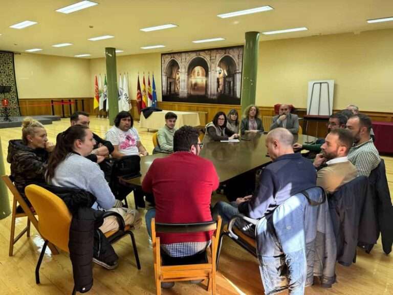 Equipo de Gobierno y hosteleros instan a los conquenses a comportarse "de manera cívica" en Semana Santa