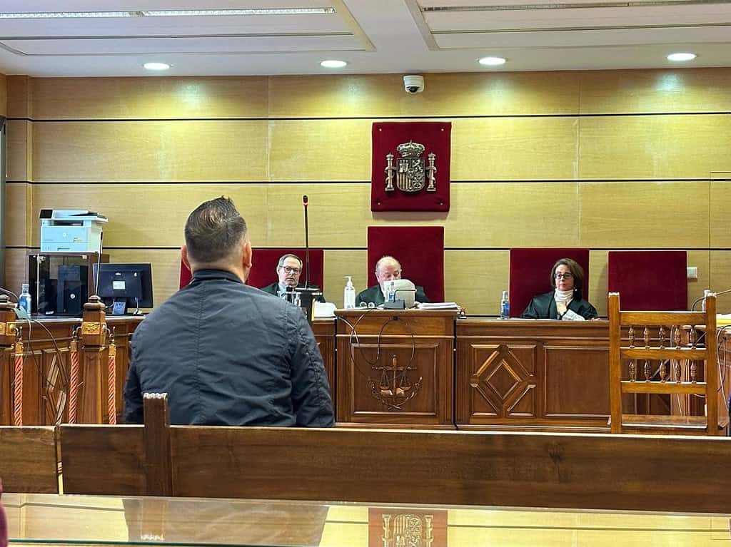 Acusado de maltratar y abusar de su expareja en Ciudad Real reconoce las vejaciones pero niega los abusos sexuales