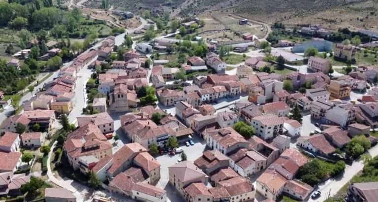Las ayudas a jóvenes para comprar viviendas en zonas afectadas por reto demográfico de C-LM se amplían en 846.550 euros