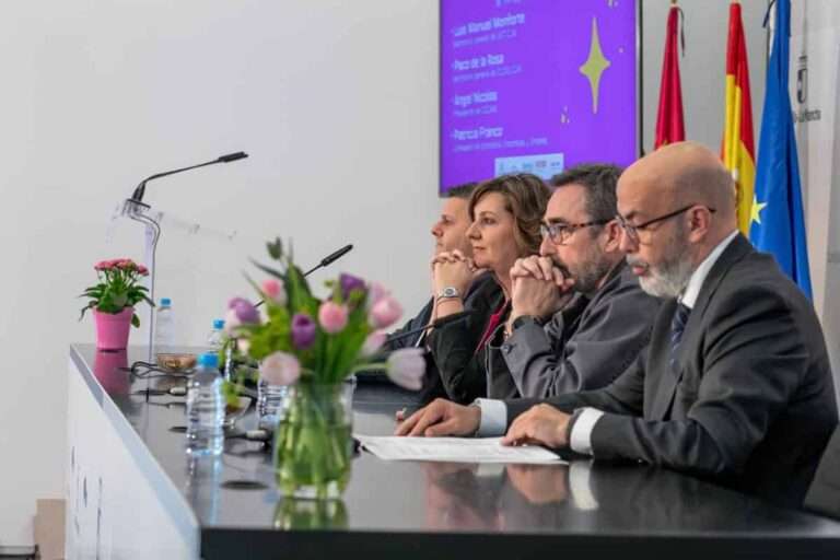 Sindicatos, empresarios y Gobierno C-LM apuestan por reducir diferencias de forma colectiva para alcanzar la igualdad