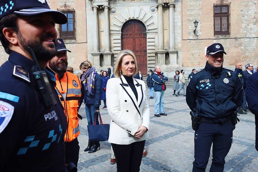 Policía Local retira 13 vehículos que la Guardia Civil tenía estacionados en Toledo y que sufrían actos vandálicos