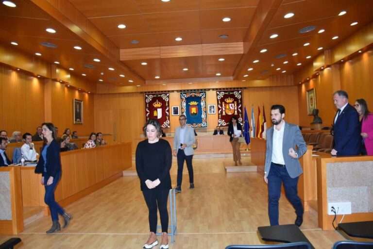 PP y Vox sacan adelante en Talavera su moción del 8M y el PSOE abandona el Pleno al tildarla de "negacionista"