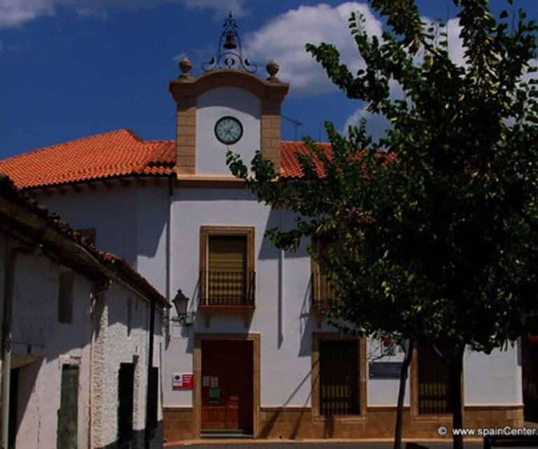 Este miércoles se celebra en Villaverde de Guadalimar la moción de censura de PP y PSOE contra la alcaldesa de CS