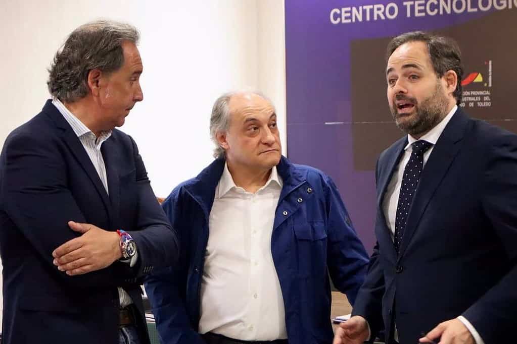 Núñez anuncia la presentación de iniciativas en Cortes, Senado y UE en defensa del sector del calzado en C-LM