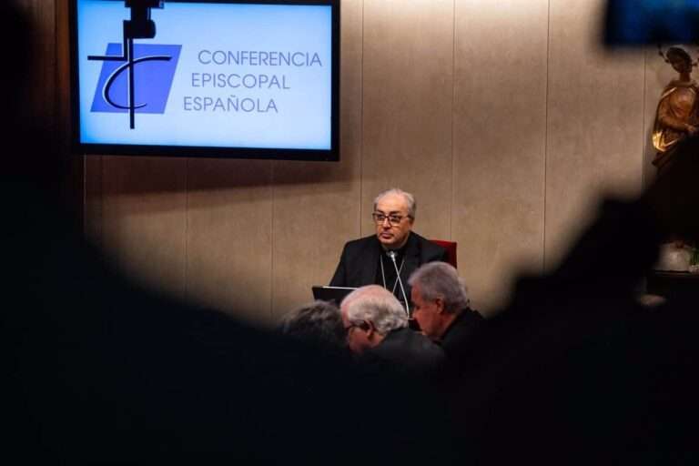 Portavoz de Conferencia Episcopal y obispo de Toledo: "Hay mujeres que con el aborto pierden el derecho a la vida"